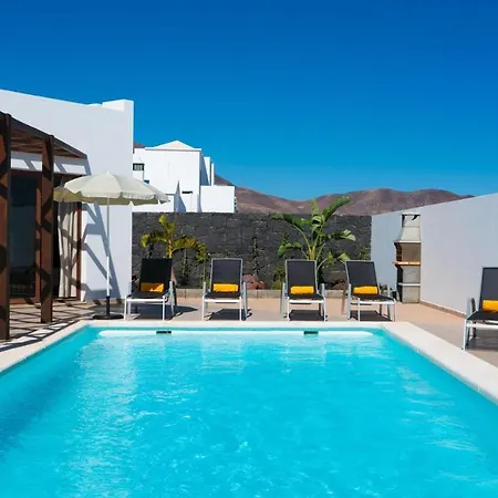 Ledicia Villa Playa Blanca (Lanzarote)